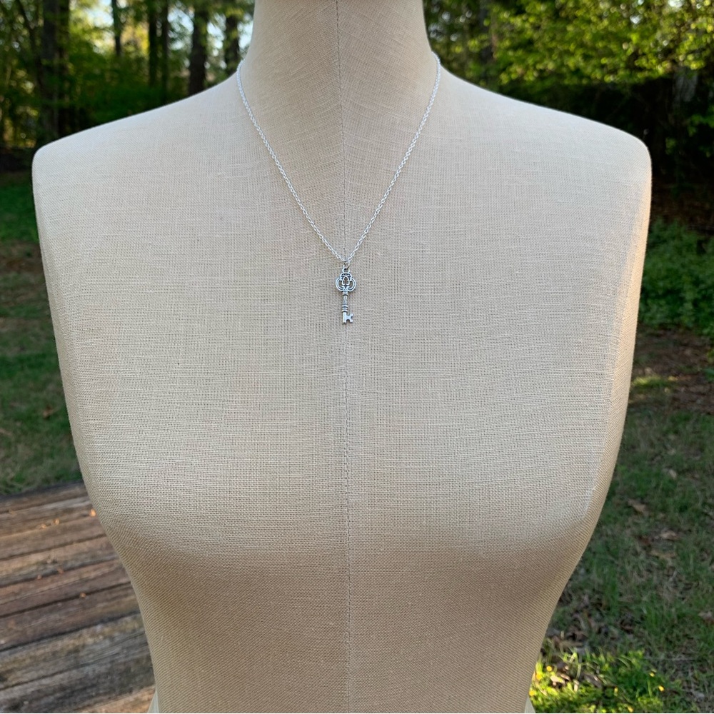 NWT Sterling Silver Plated Chain & Key Charm Necklace - Picture 2 of 13